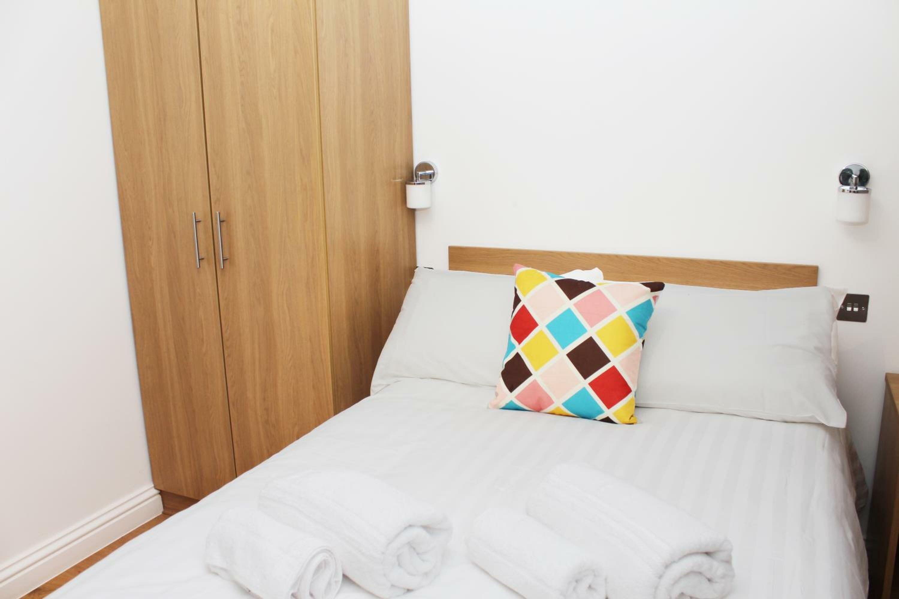 Фото Flexistay Leicester Gables Aparthotel