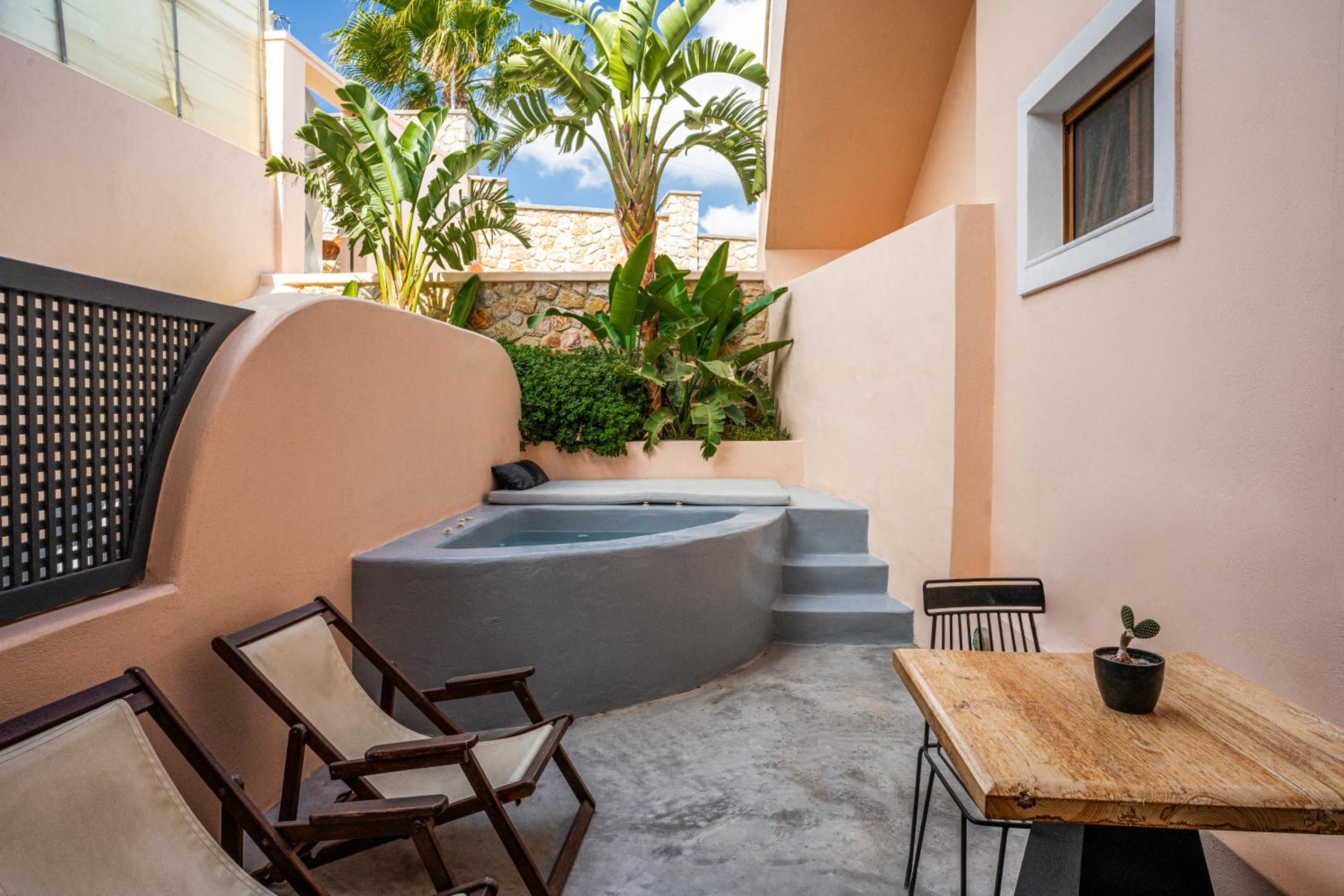 Фото Perla Nera Suites