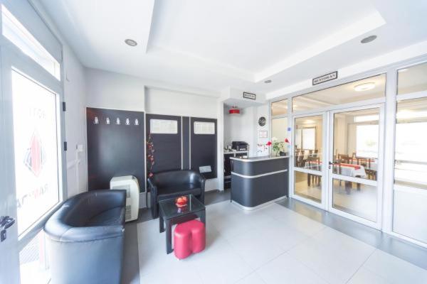 Фото Garni hotel Piramida