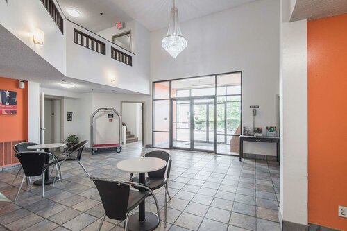 Гостиница Motel 6 Lawrence, Ks в Лоуренсе