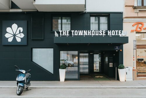 Parks 73 The TownHouse Hotel