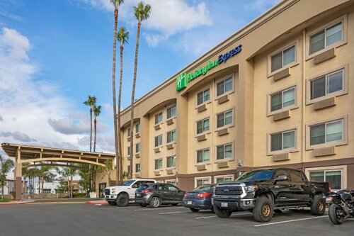 Гостиница Holiday Inn Express Colton-Riverside North, an Ihg Hotel