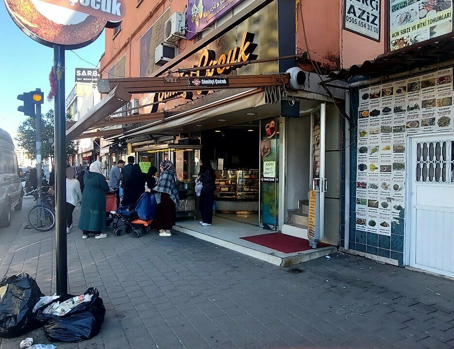 Confectionary Simitci Child, Adana, photo