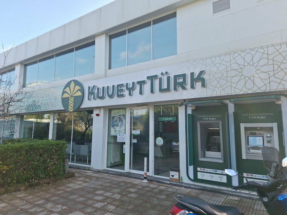Bank Kuveyt Turk Imes Branch, Istanbul, photo