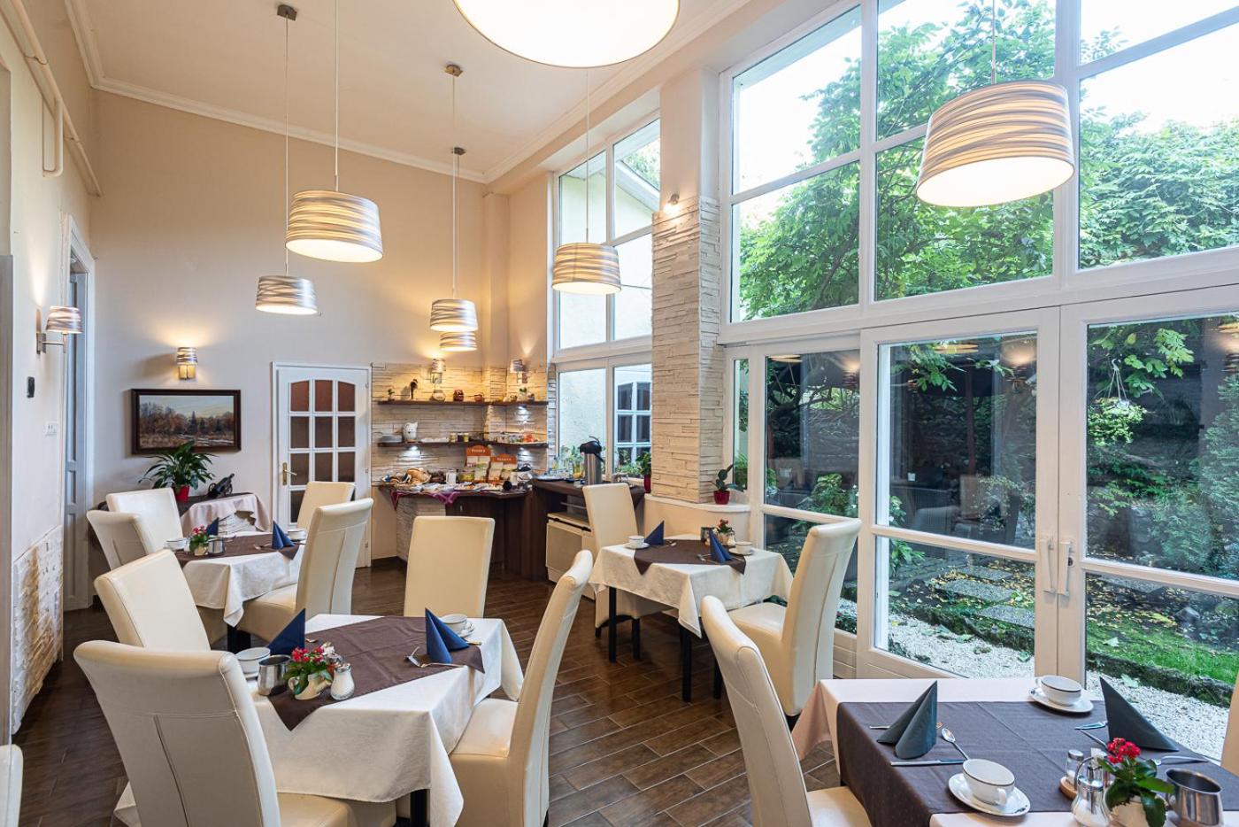 Фото Hotel Romantik Eger