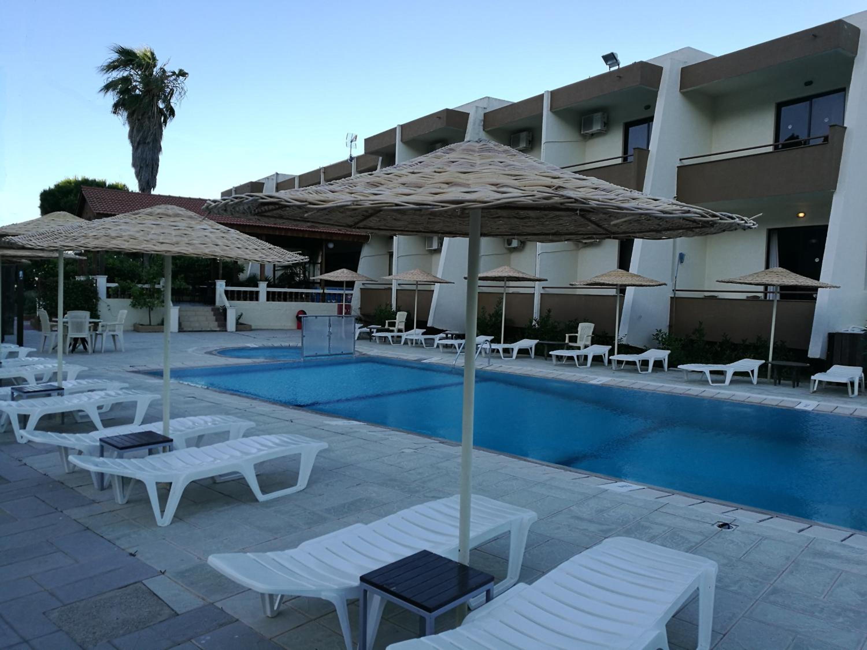 Фото Golden Days Hotel