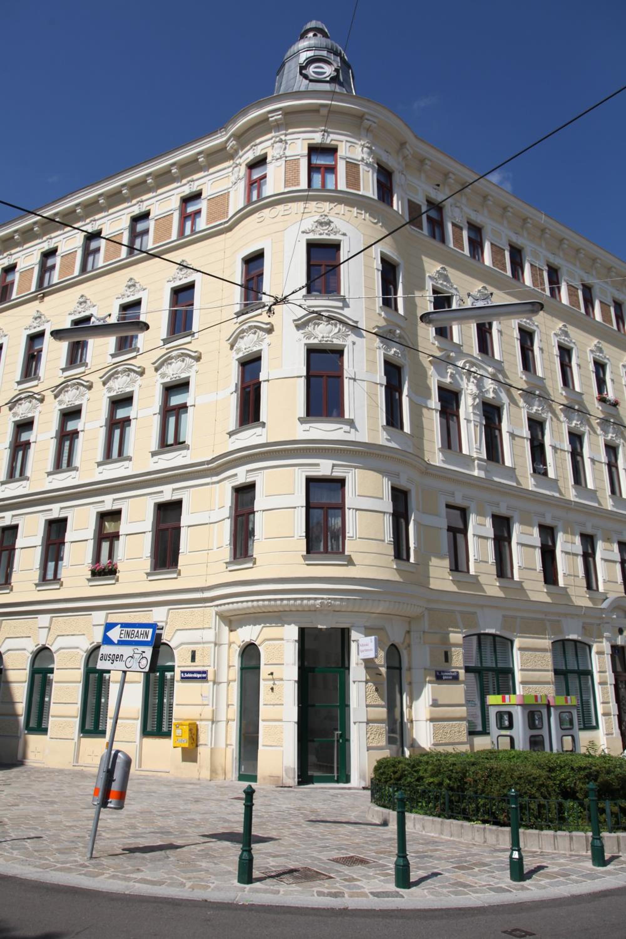 Фото Nove Boutique Apartments