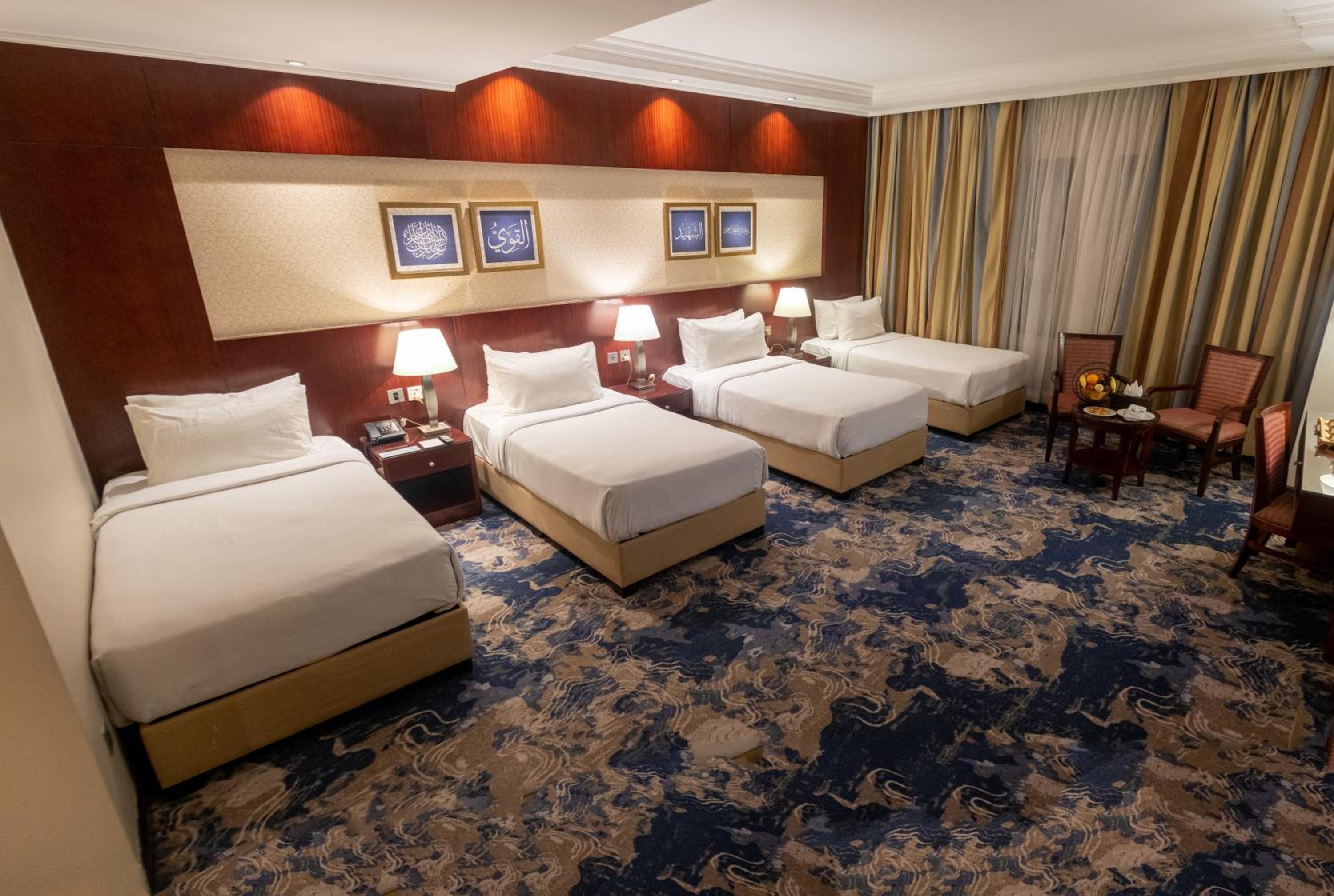 Фото Emaar Royal Hotel