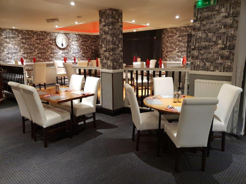 Фото Ascot Hotel