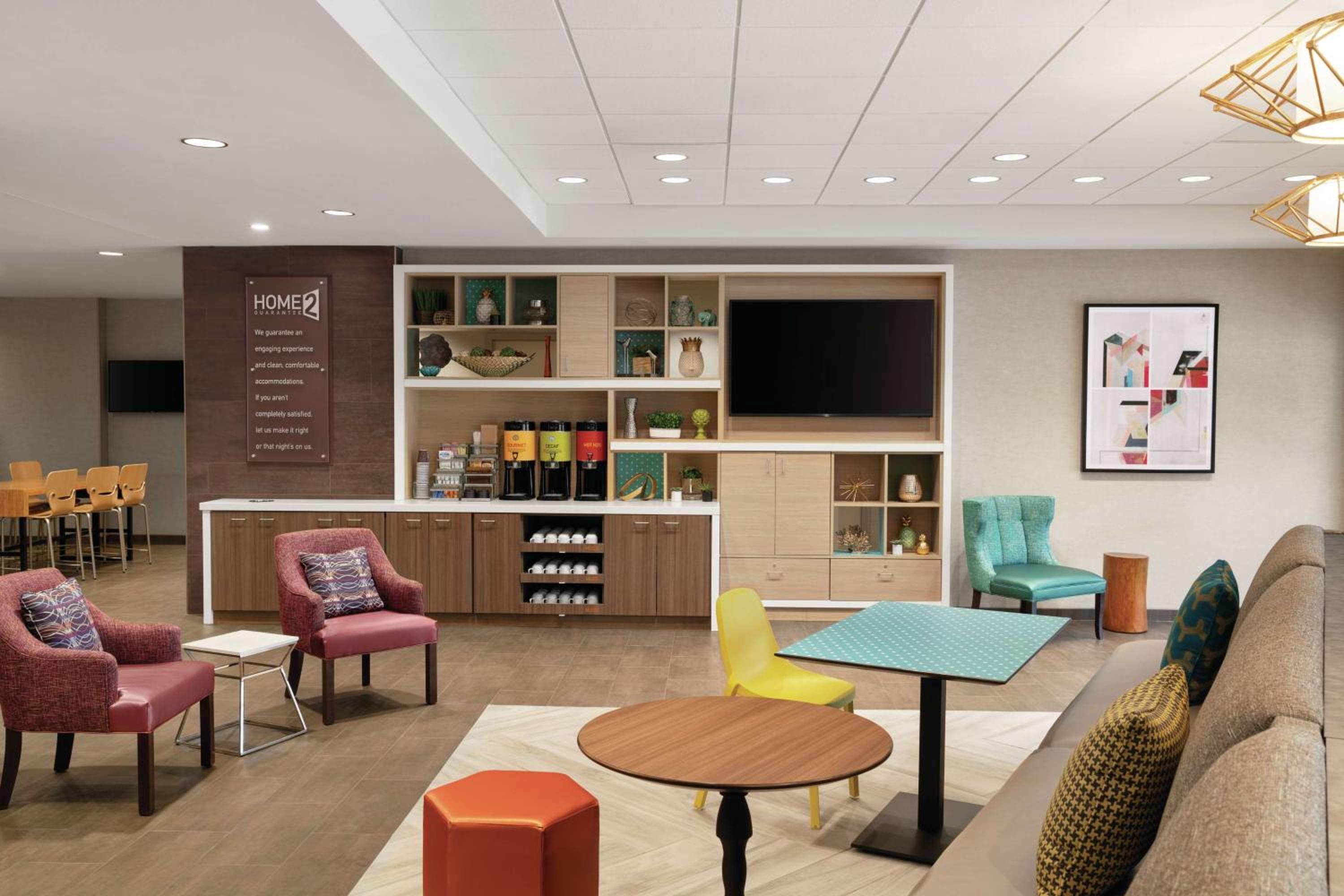 Фото Home2 Suites by Hilton Lancaster