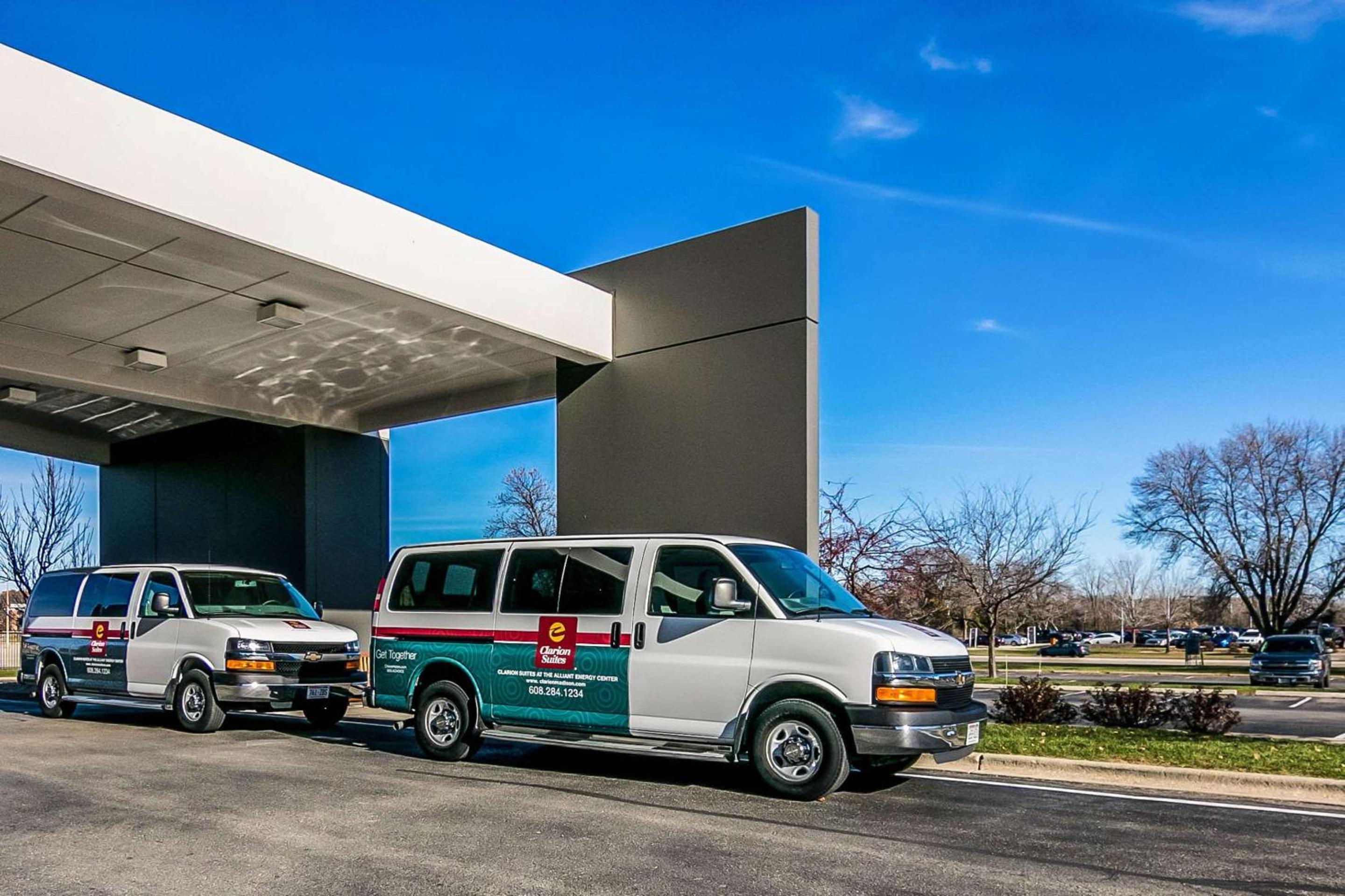 Фото Clarion Suites at the Alliant Energy Center