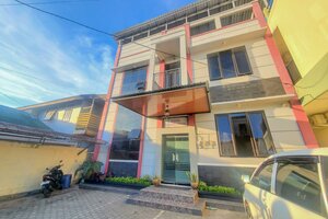 Гостиница Super Oyo 3802 Wisma Cahaya Abadi