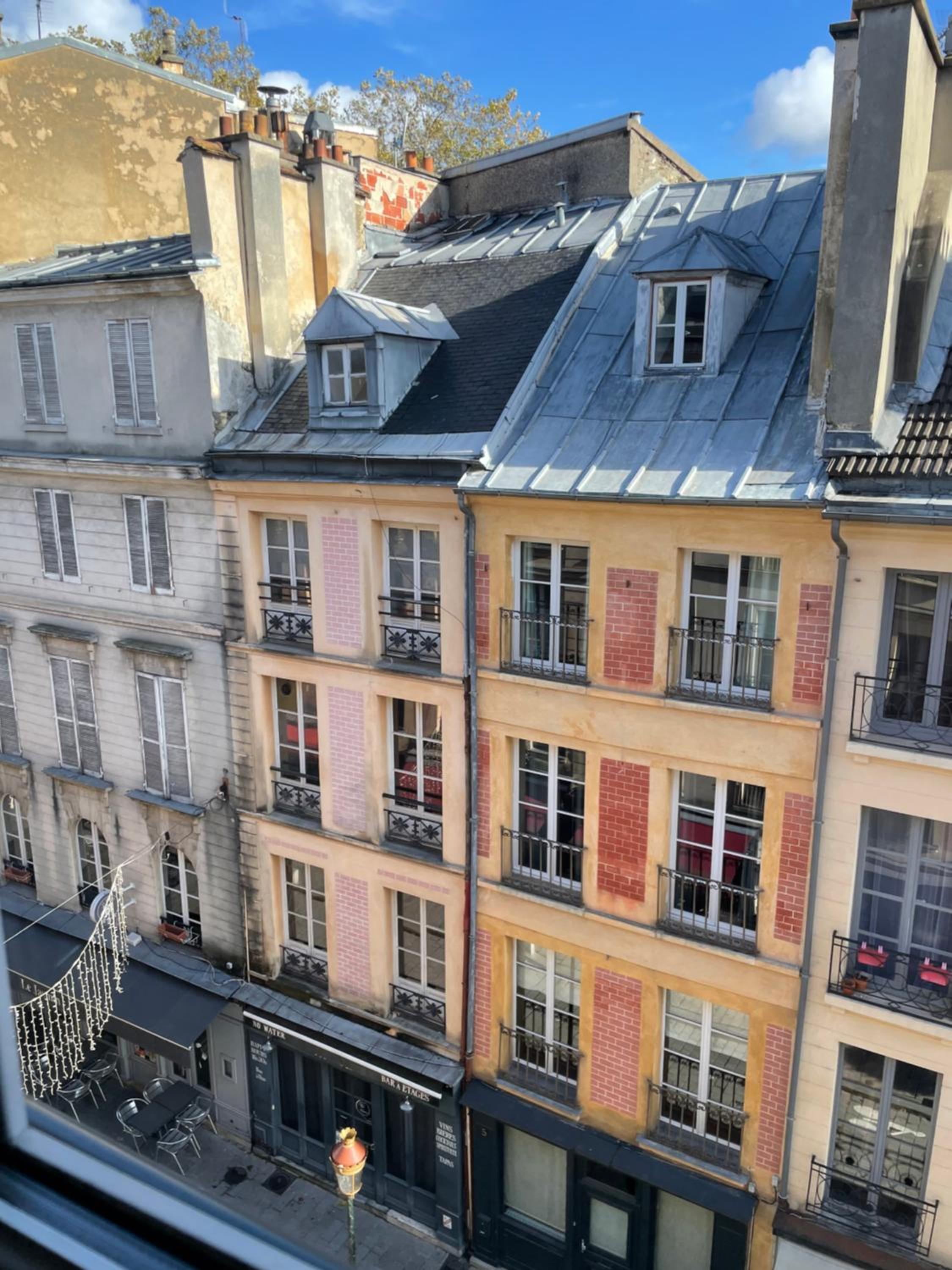 Фото Les Apparts de l'Oncle Louis