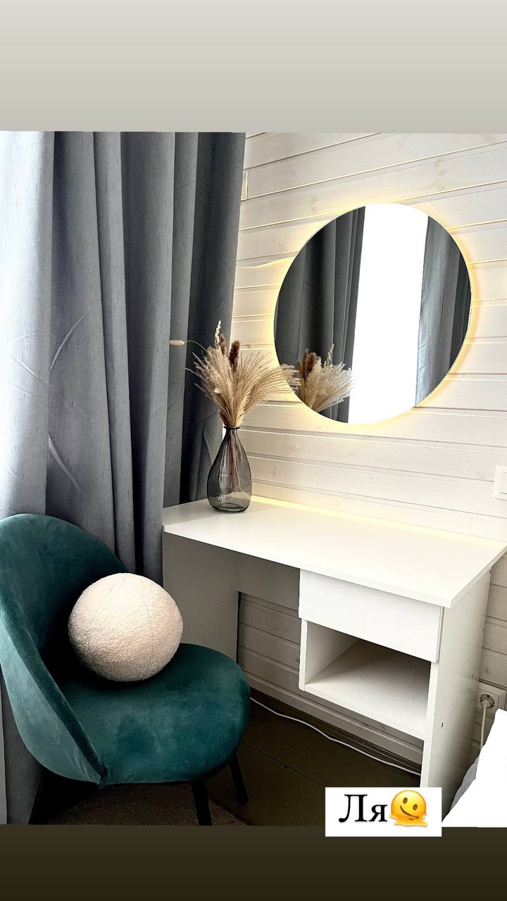 Фото Дом с березками