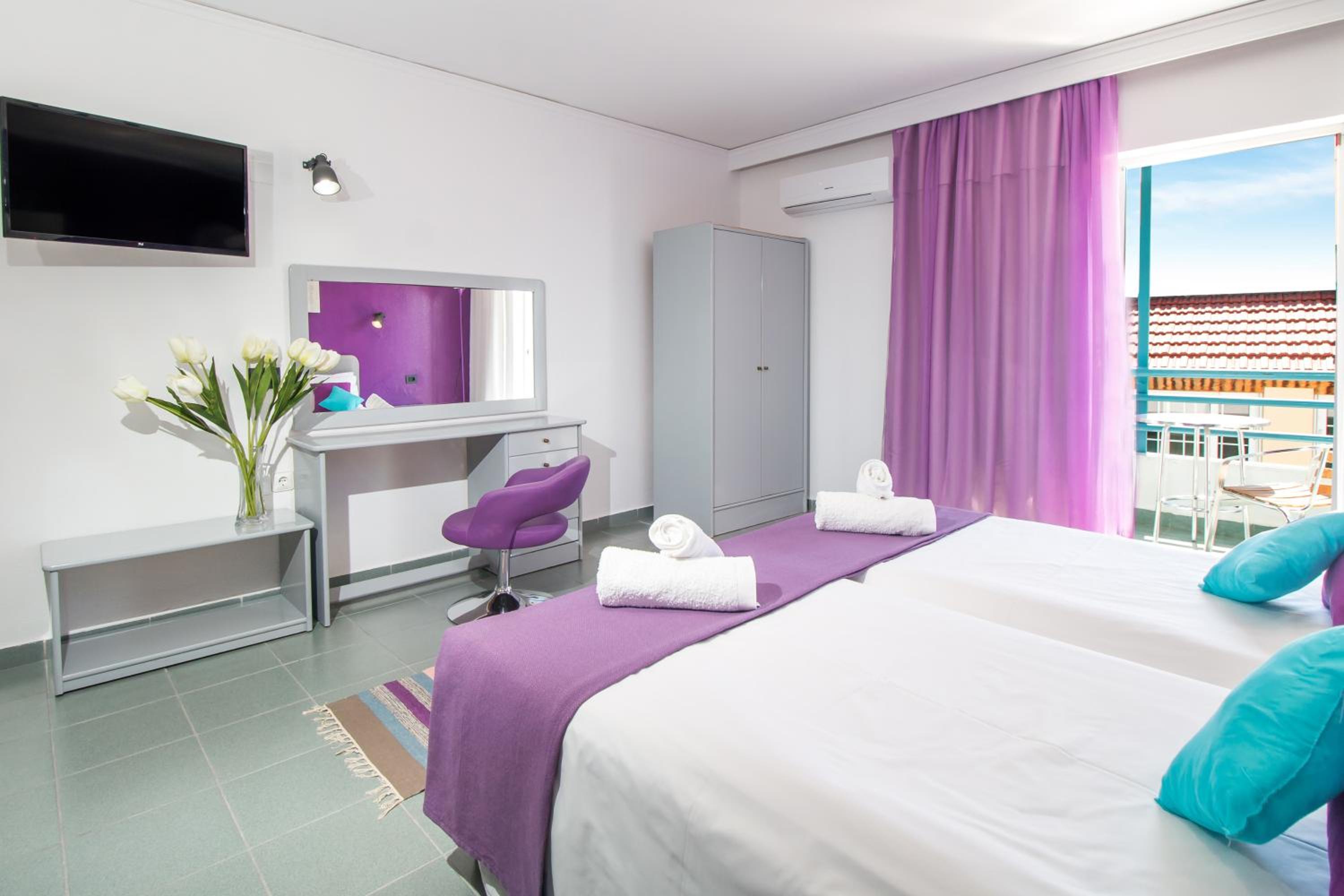 Фото Kahlua Hotel Apartments