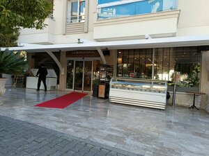 Topraktan (İzmir, Bornova, Erzene Mah., Hasan Ali Yücel Cad., 10), confectionary