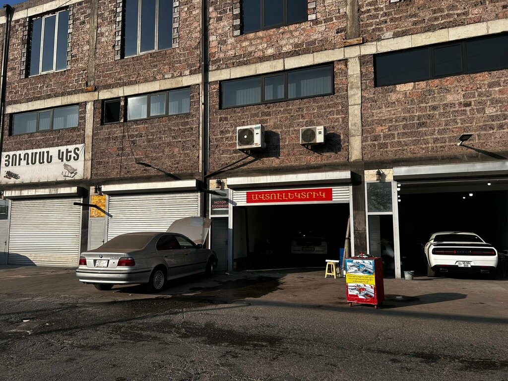 Car service, auto repair CarAb, Vagharshapat, photo
