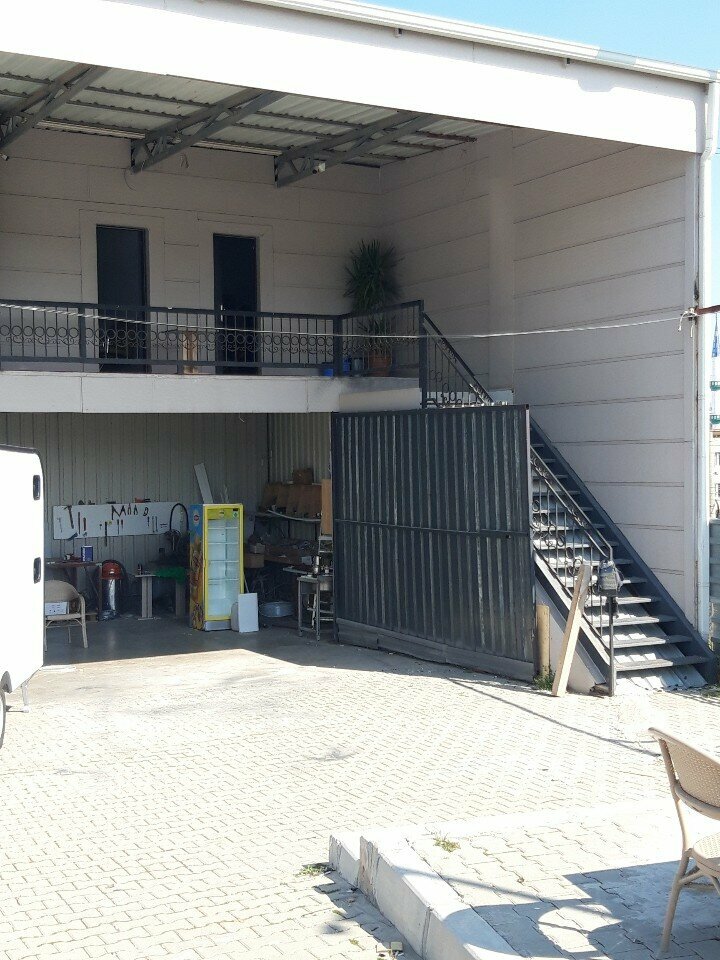 Vans and trailers Kurt Caravan, Izmir, photo