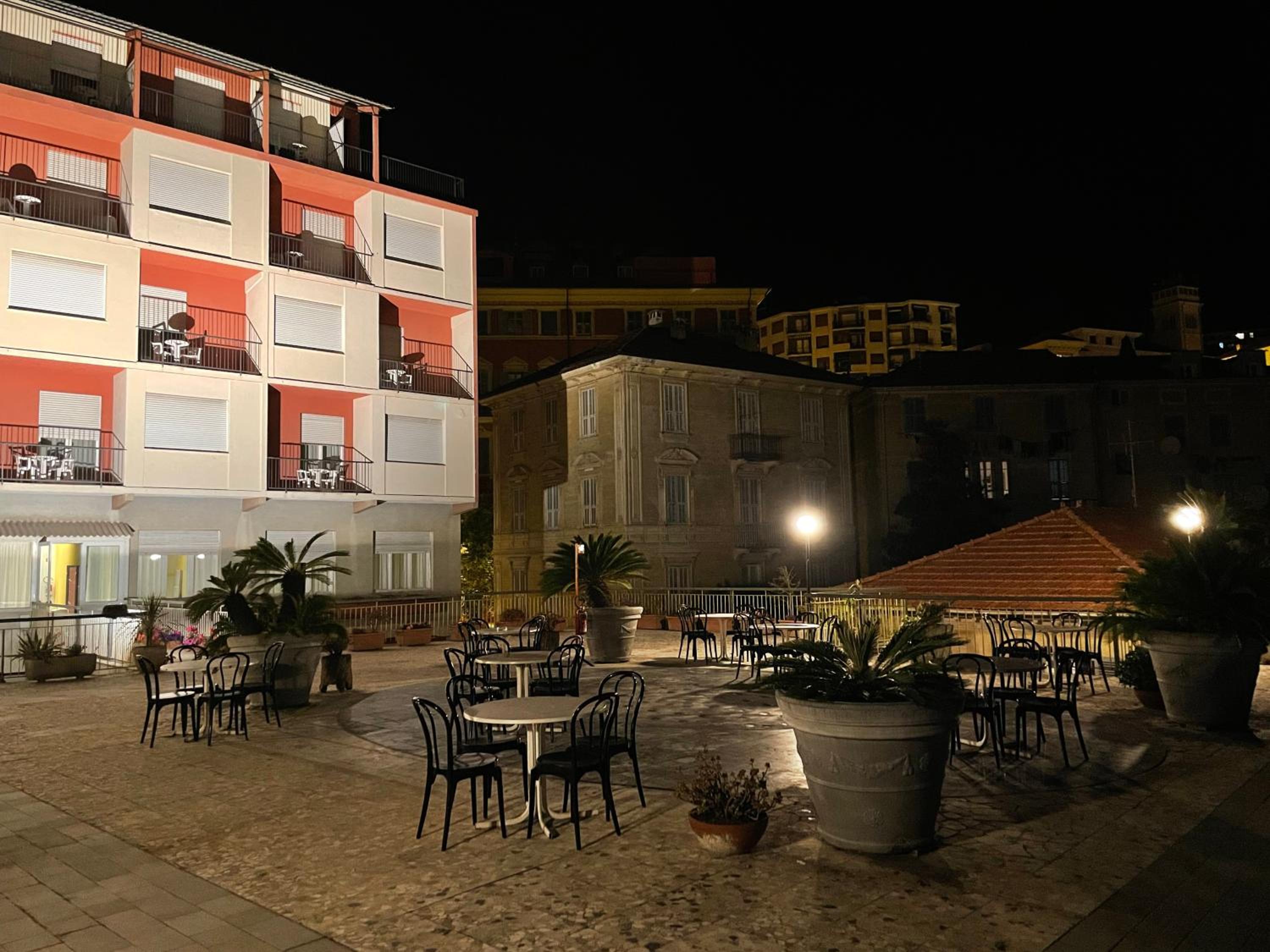 Фото Hotel Robinia