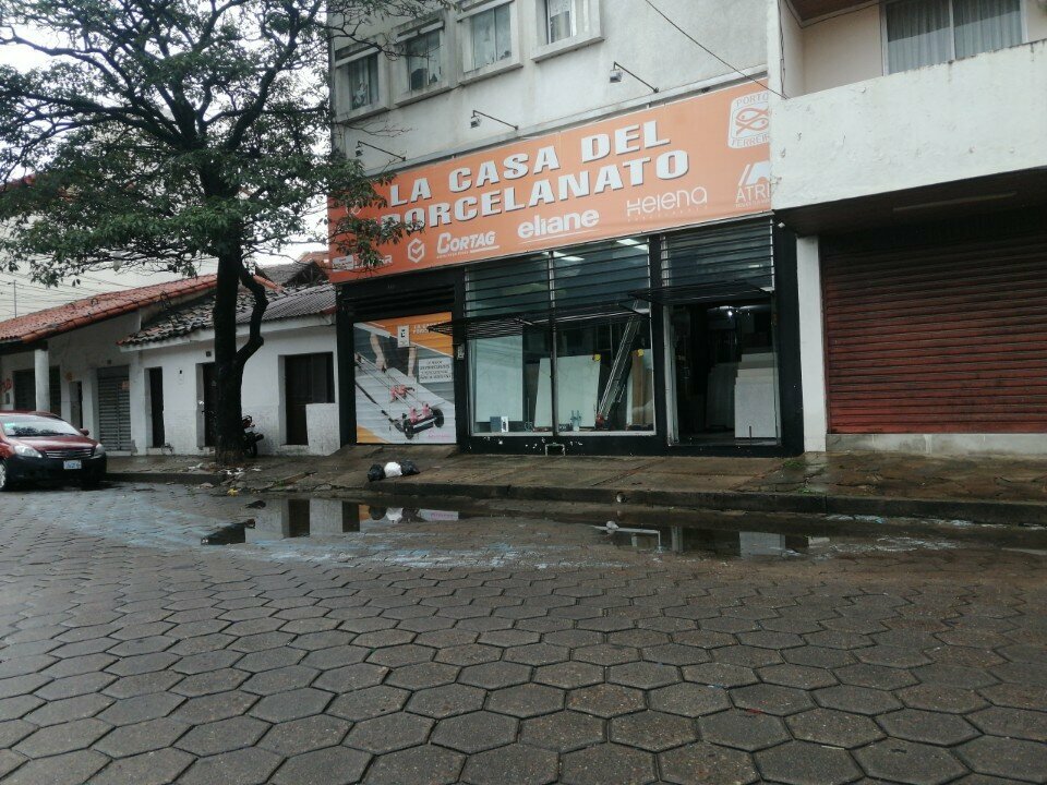 Construction company La Casa Del Porcelanato, Santa Cruz de la Sierra, photo