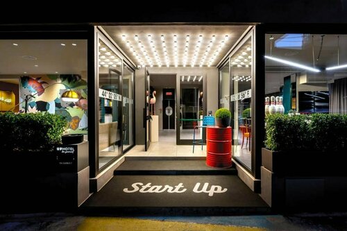 Гостиница Up Hotel в Римини