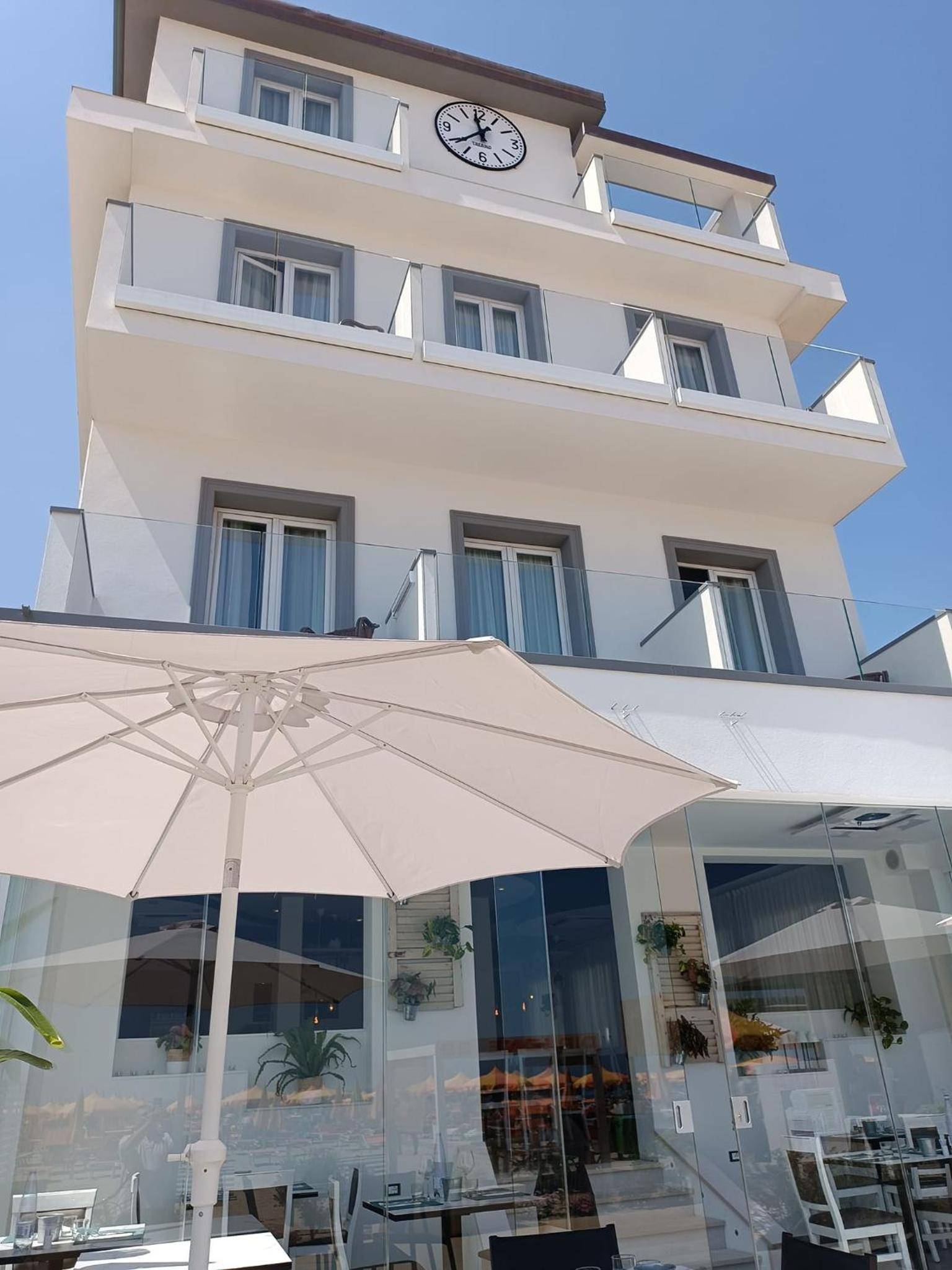 Фото Hotel Brienz