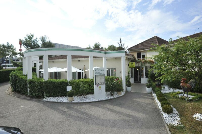 Гостиница Cottage Hotel