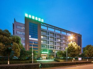 Гостиница GreenTree Inn Changzhou Dinosaur City Qingyang North Road Business Hotel в Чанчжоу
