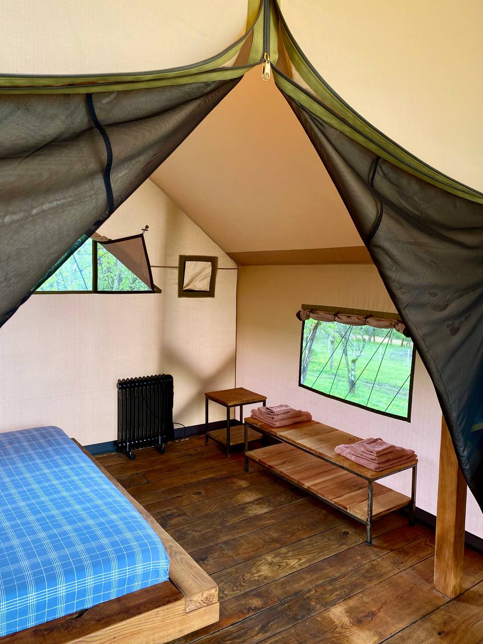 Фото Лагонаки Глэмп