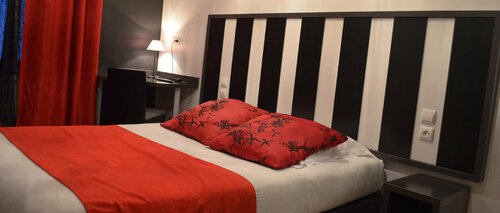 Гостиница Hotel Le Savary в Ла-Рошели