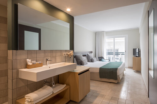 Гостиница Aqua Hotel Bertran Park в Льорет-де-Маре
