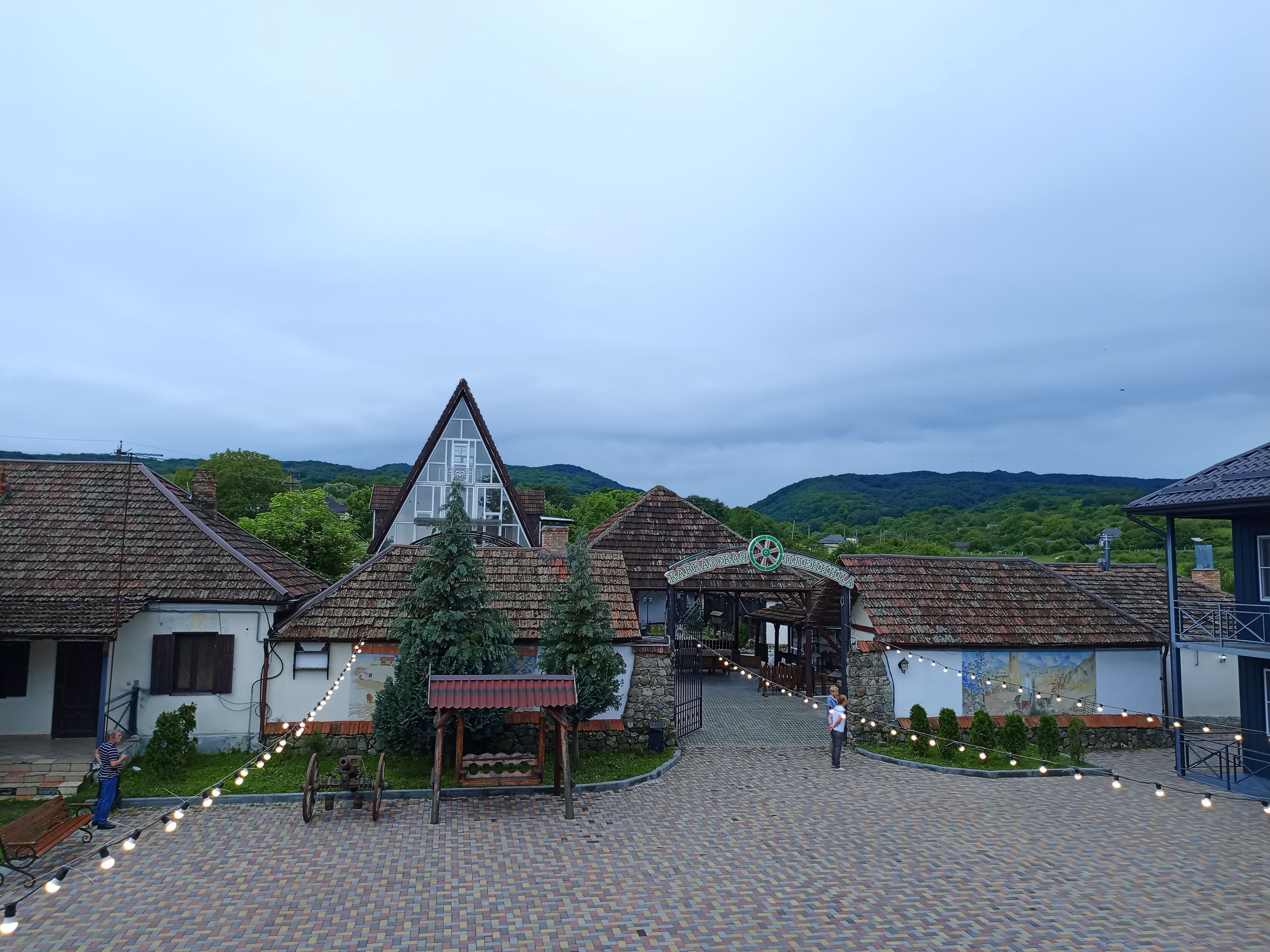 Фото Кавказская пленница