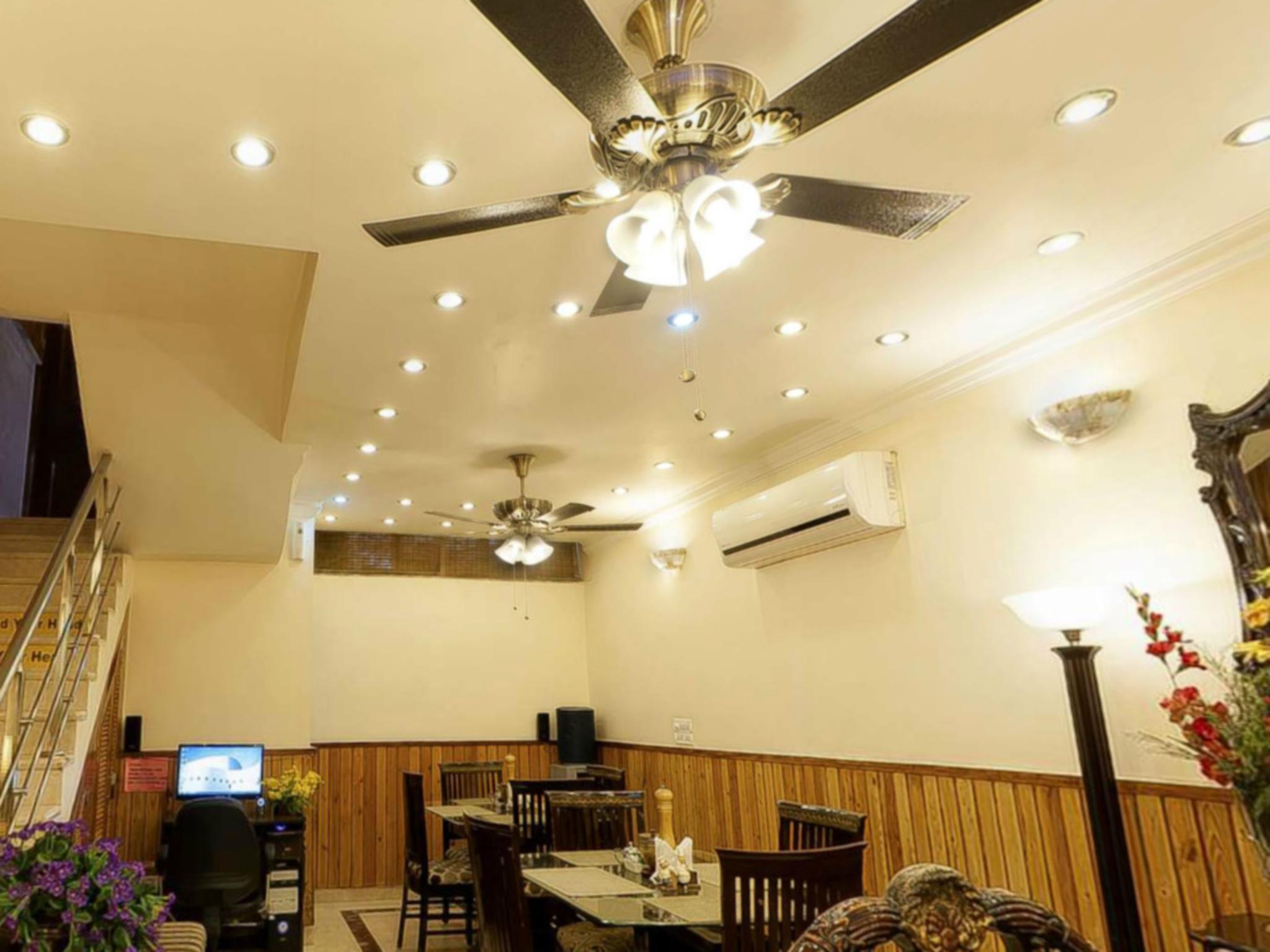 Фото Wood Castle