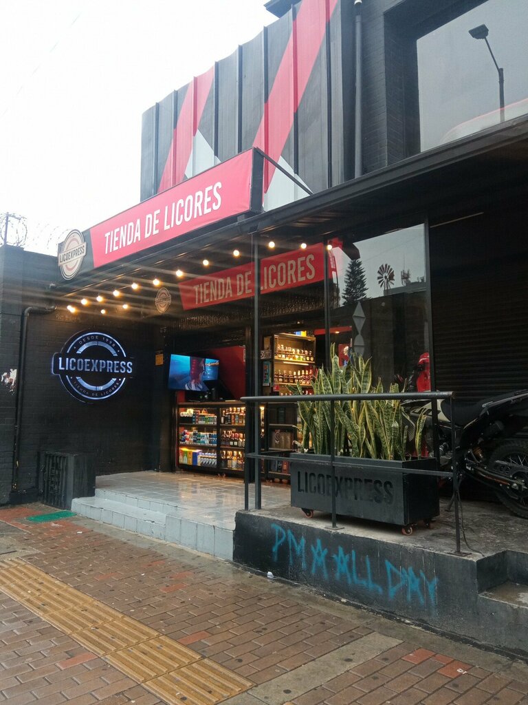 Nightclub Licoexpress Smirnoff, Bogota, photo