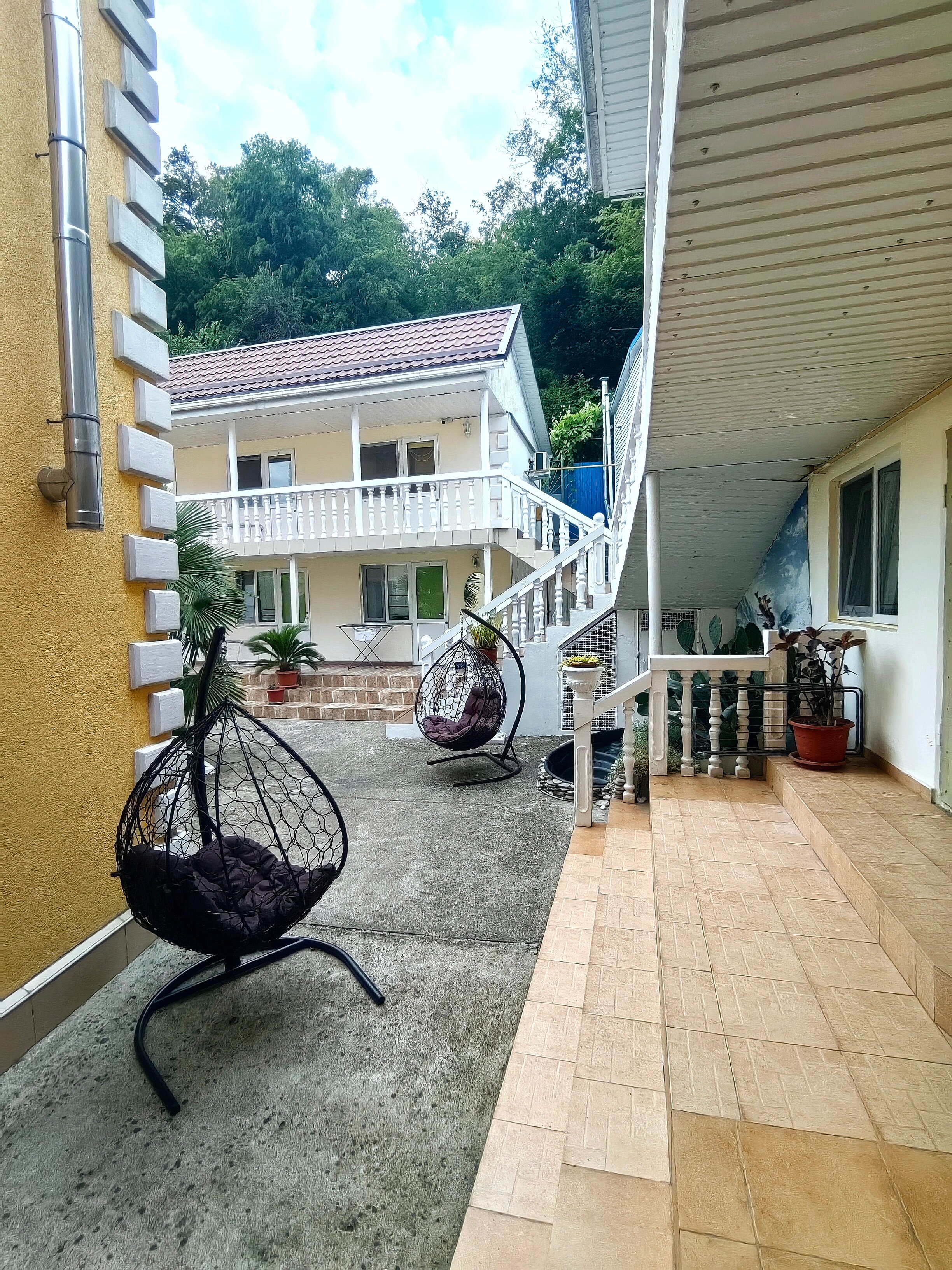 Фото Уютный Дворик