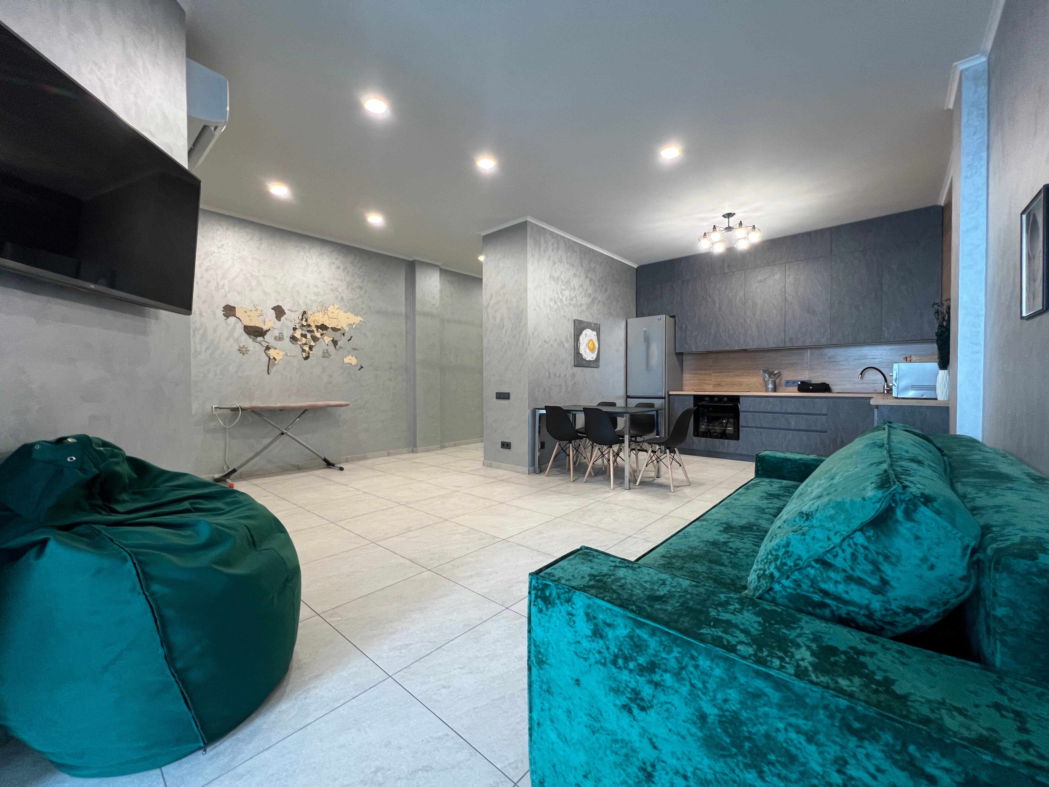 Фото Альмари