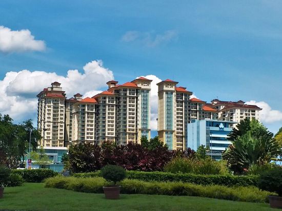 Фото Kuching Riverine Resort