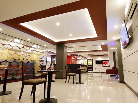 Фото Hotel Sogo Lrt Monumento Station