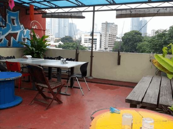 Фото Oasis Guest House