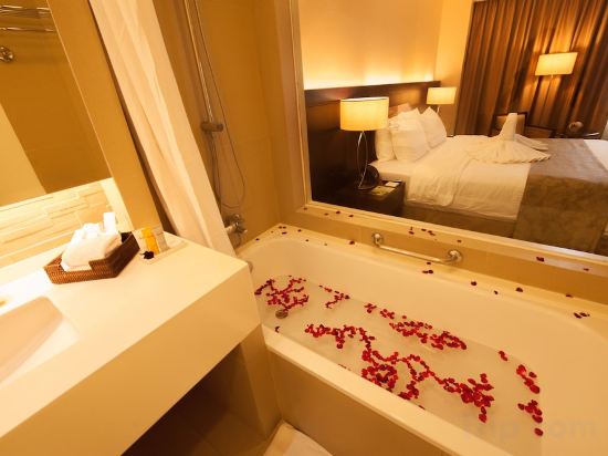 Фото Harolds Evotel Cebu