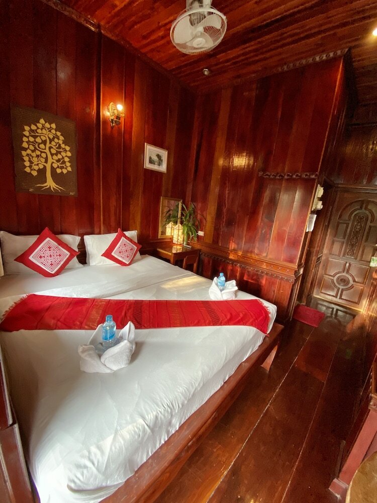 Фото Soutikone 1 Guesthouse