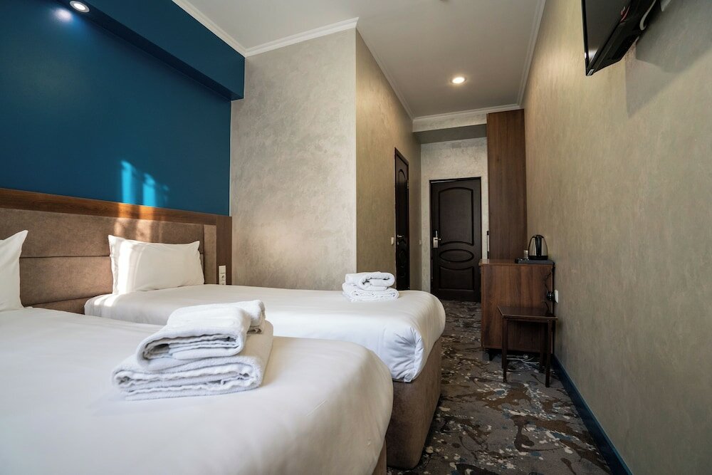 Фото Mildom Express