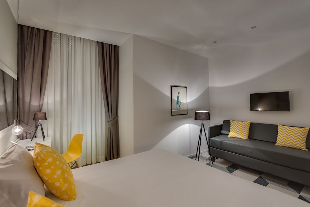 Фото Navona Theatre Hotel