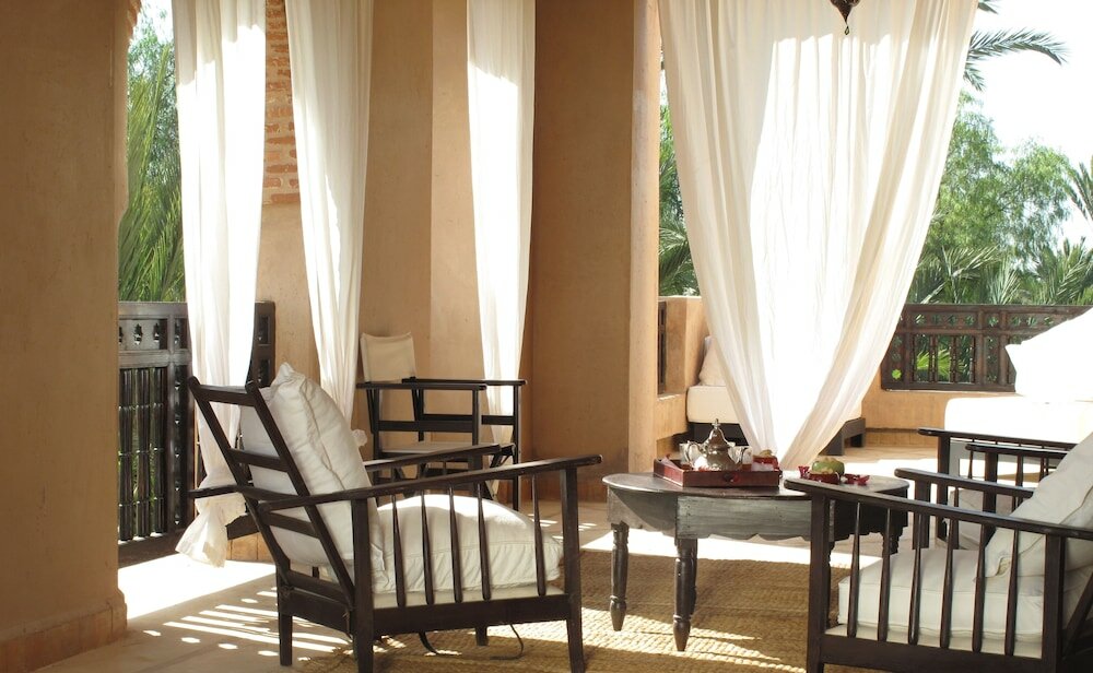 Фото Villa Le Perroquet Bleu