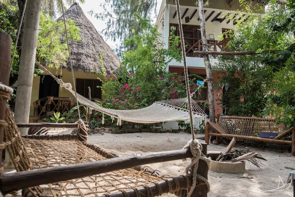 Фото Casa Umoja Guesthouse