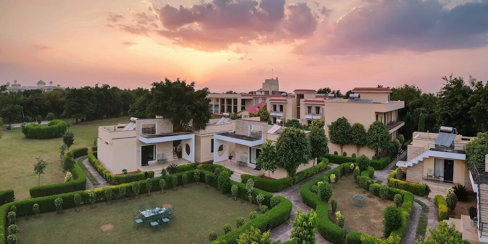 Фото Spree Jungle Vilas Resort