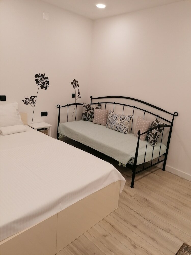 Фото Apartments Nikolla