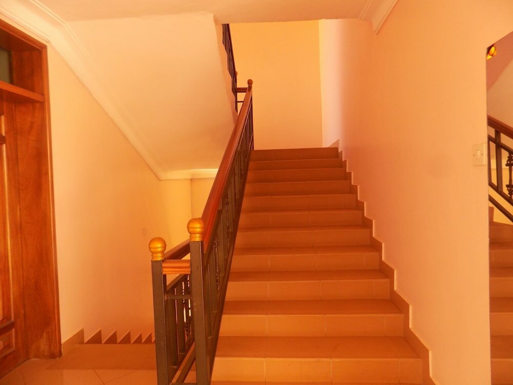 Фото Entebbe Travelle'rs Inn