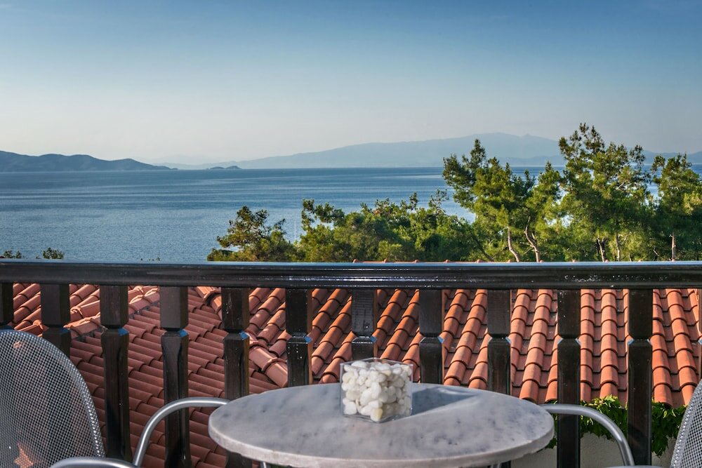 Фото Leandros Hotel