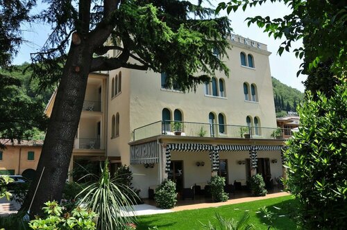 Внешний вид отеля Hotel Terminus в Гарде, фото 5